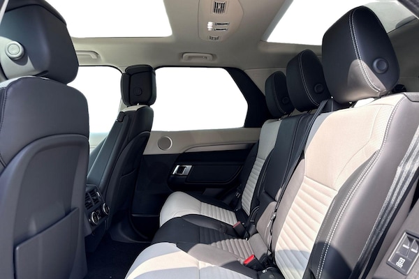 Used Land Rover Discovery 2025 for sale - 75785810: Photo 4