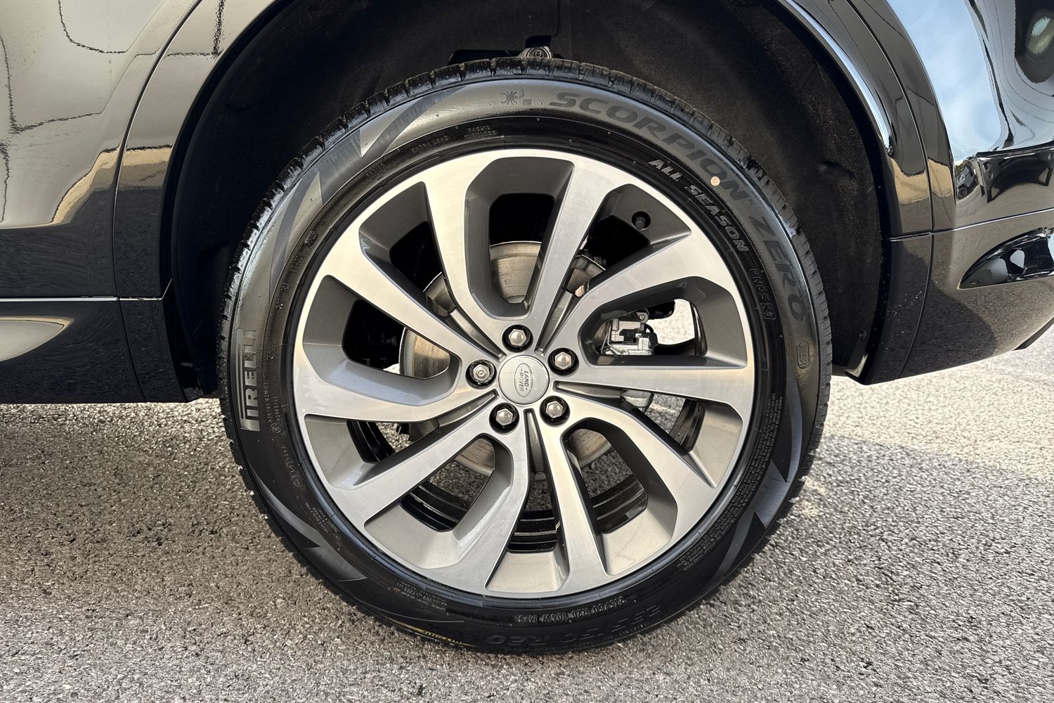 Used Land Rover Discovery Sport 2025 for sale - 76364656: Photo 26