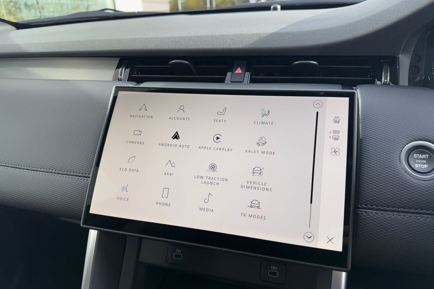 Used Land Rover Discovery Sport 2025 for sale - 76364656: Photo 48