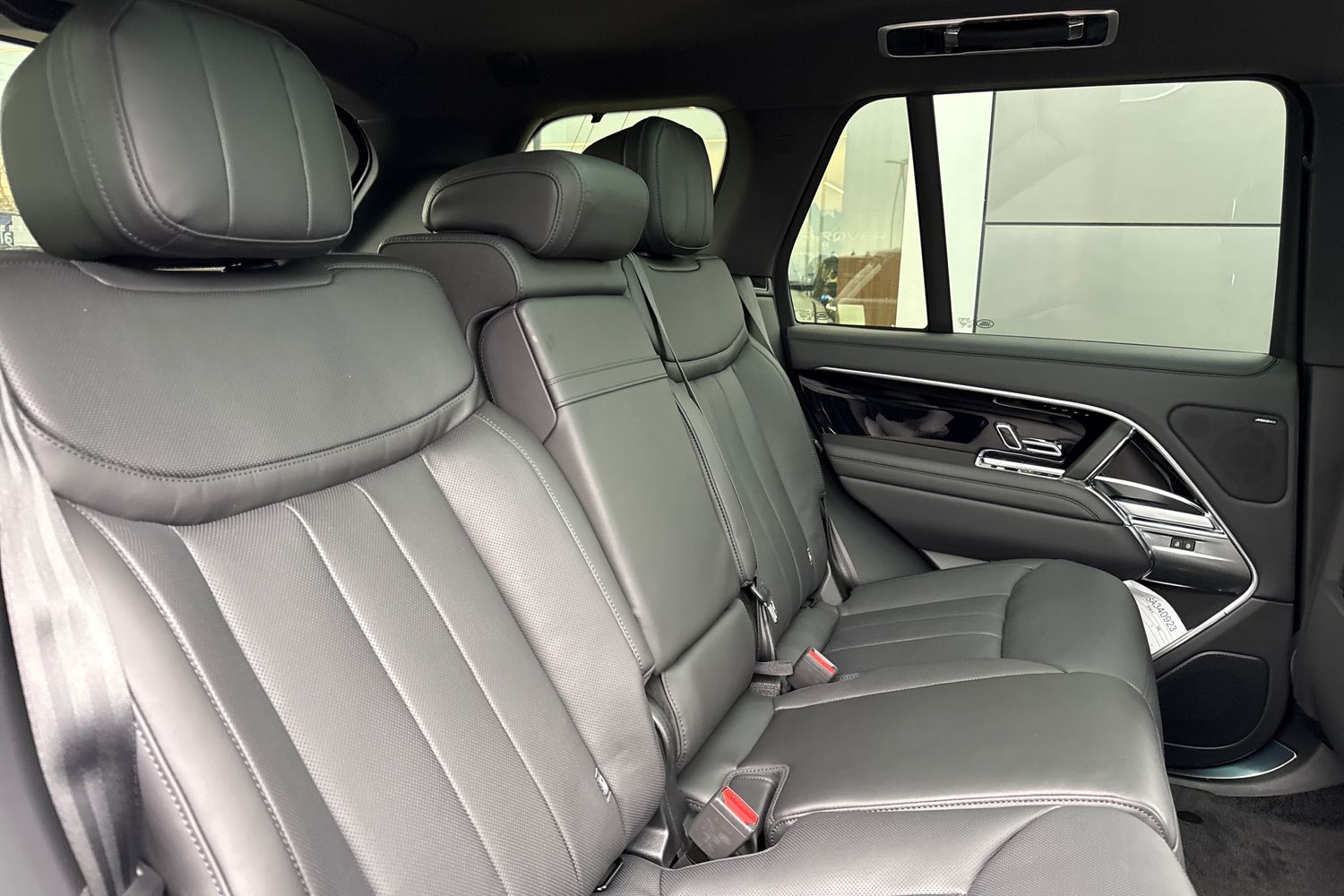 Used Land Rover Range Rover 2025 for sale - 76416634: Photo 12