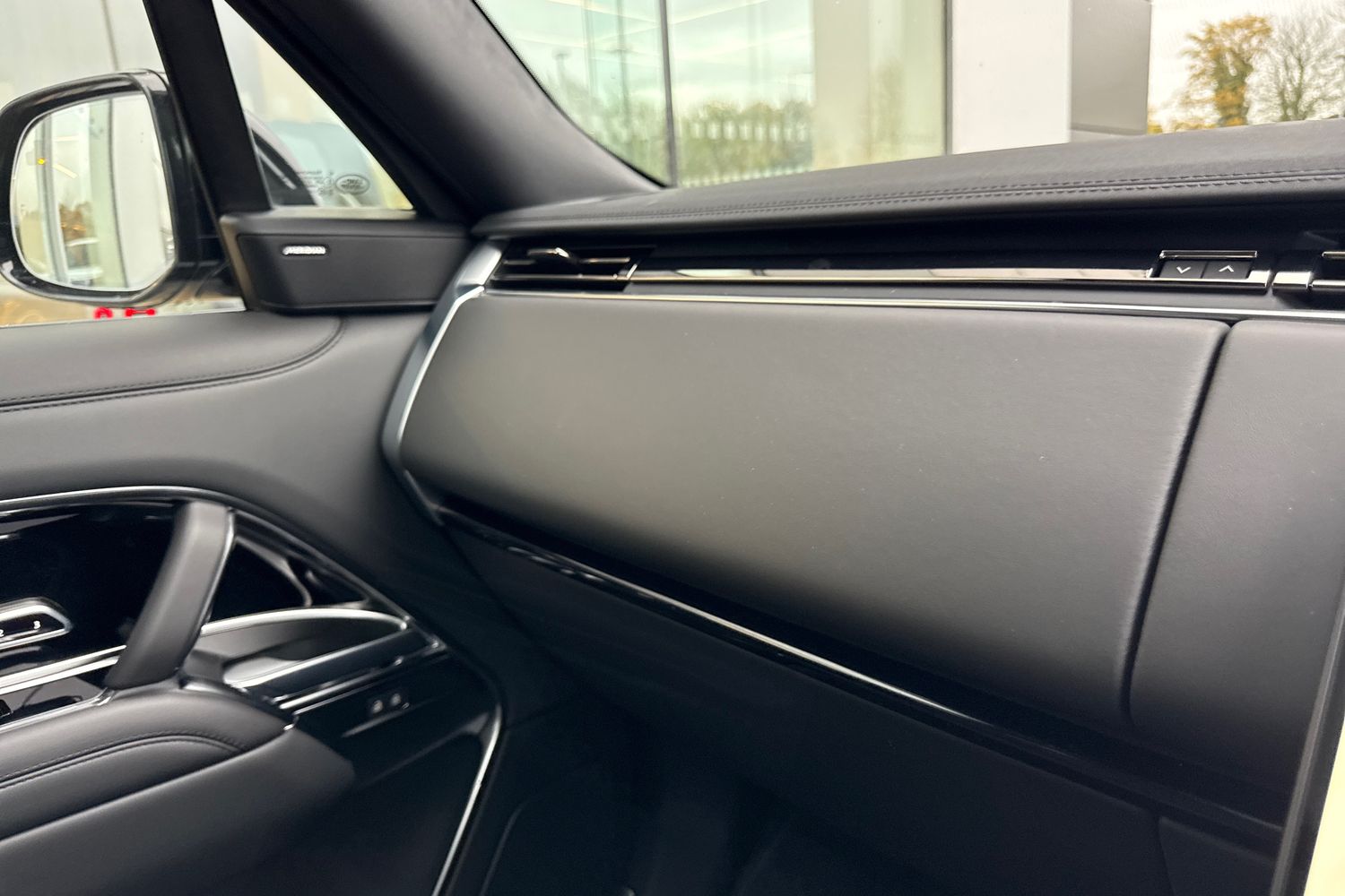 Used Land Rover Range Rover 2025 for sale - 76416634: Photo 56