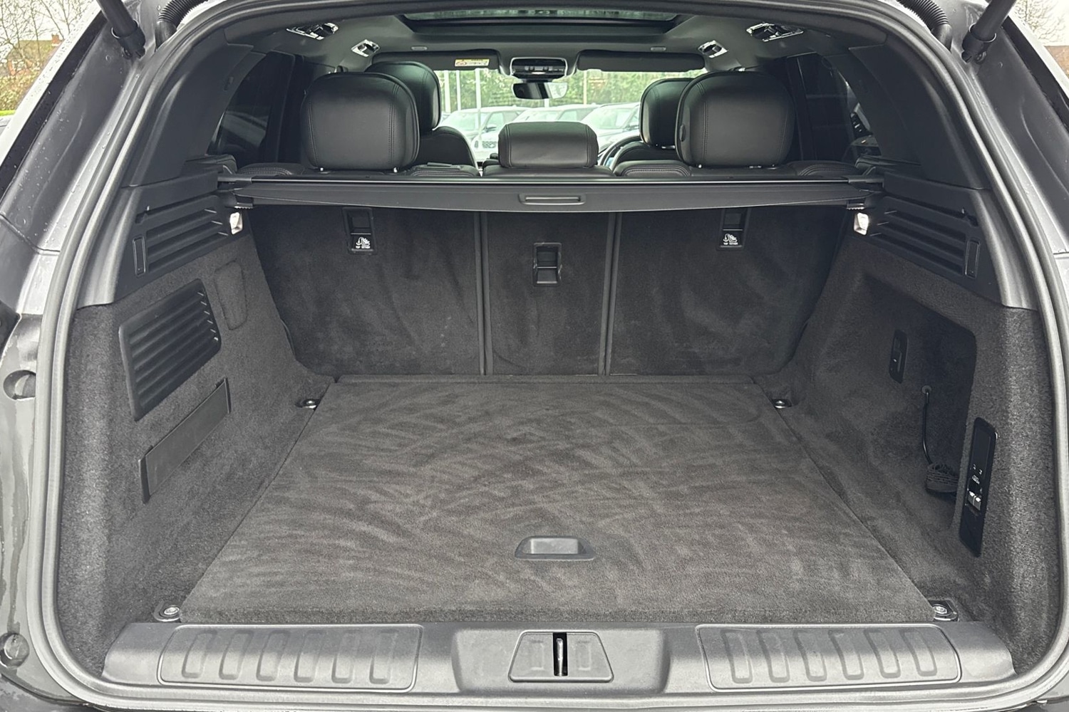 Used Land Rover Range Rover Sport 2023 for sale - 76979048: Photo 11