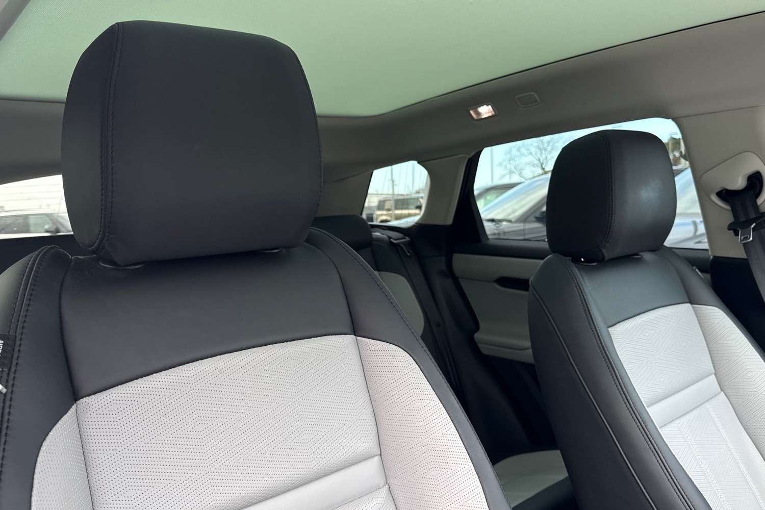 Used Land Rover Range Rover Evoque 2024 for sale - 77620485: Photo 22