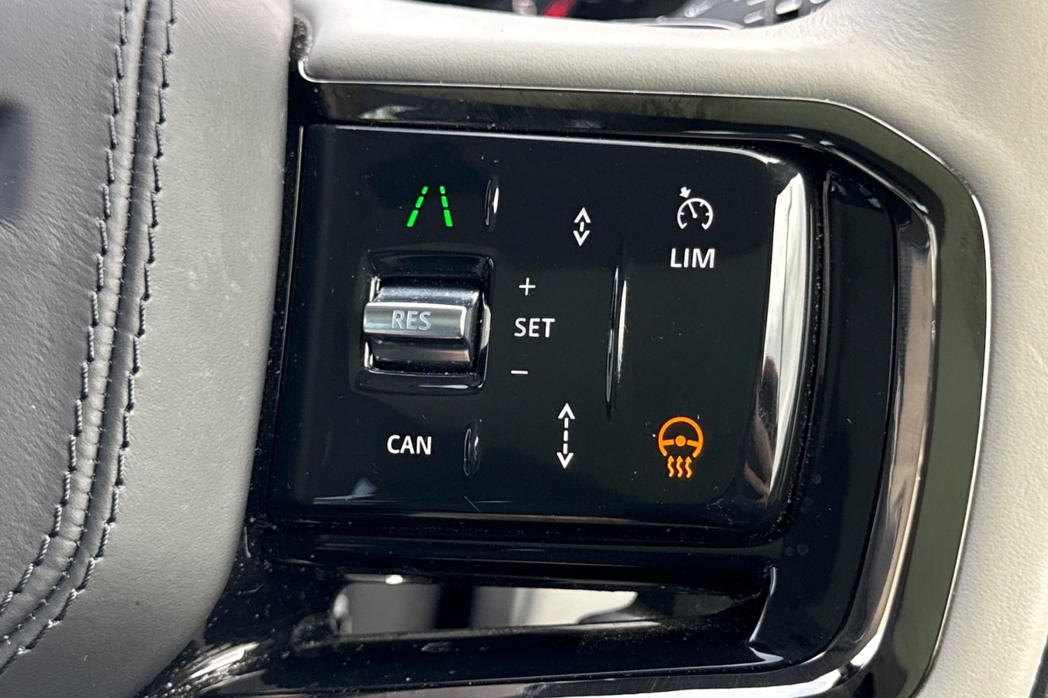 Used Land Rover Range Rover Evoque 2024 for sale - 77620485: Photo 33