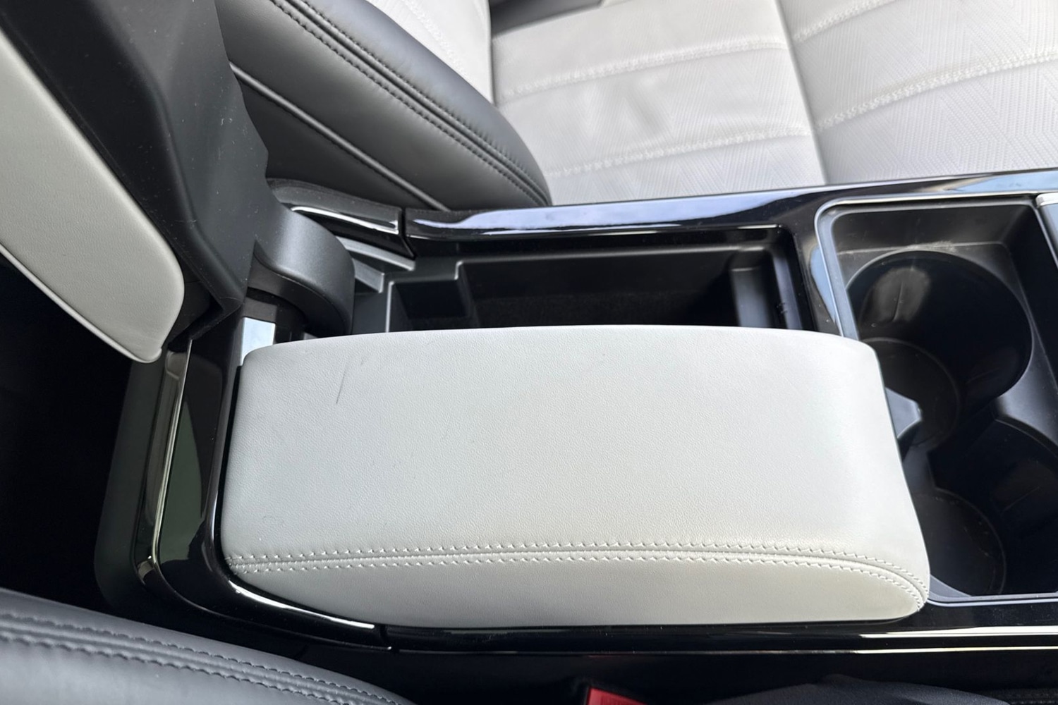 Used Land Rover Range Rover Evoque 2024 for sale - 77620485: Photo 44