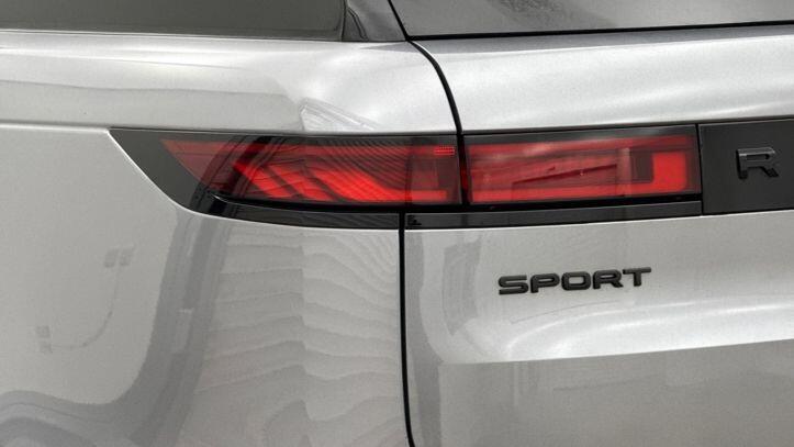 Used Land Rover Range Rover Sport 2024 for sale - 77520317: Photo 18