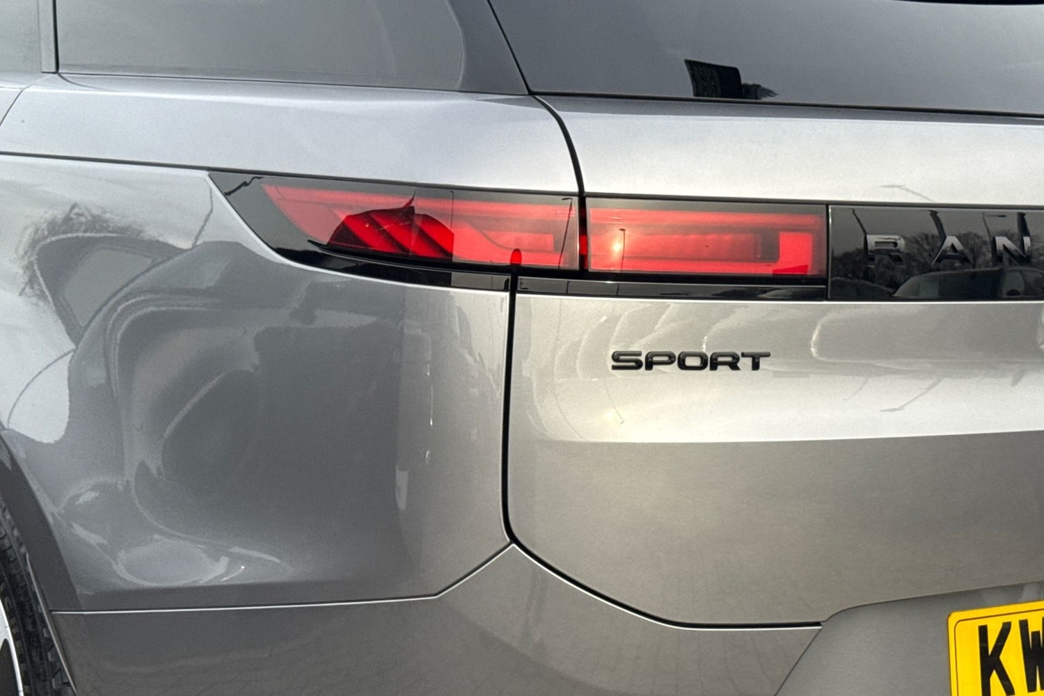 Used Land Rover Range Rover Sport 2024 for sale - 77520317: Photo 20