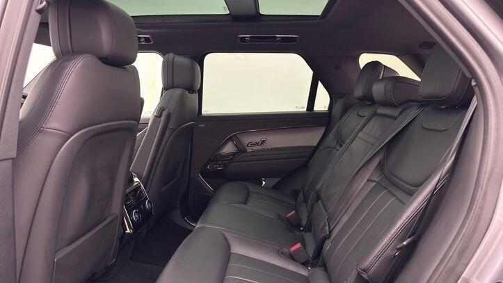 Used Land Rover Range Rover Sport 2024 for sale - 77520317: Photo 4