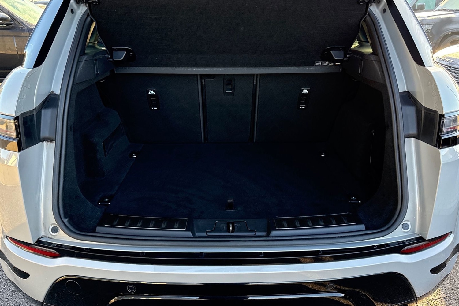 Used Land Rover Range Rover Evoque 2023 for sale - 76711772: Photo 11