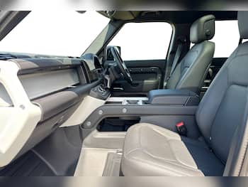 Used Land Rover Defender 110 2026 for sale - 79468849: Photo