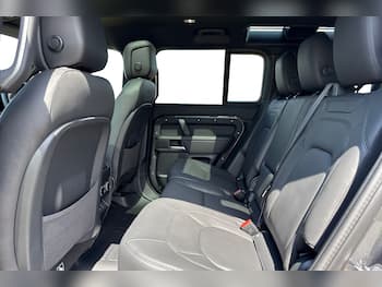Used Land Rover Defender 110 2026 for sale - 79468849: Photo