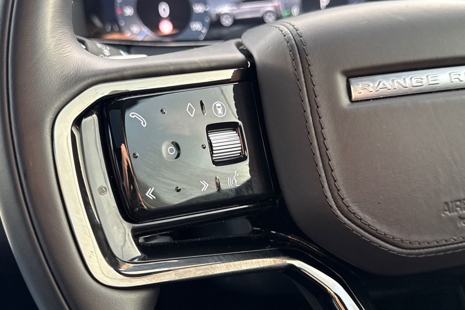Used Land Rover Range Rover Evoque 2023 for sale - 77011531: Photo 38