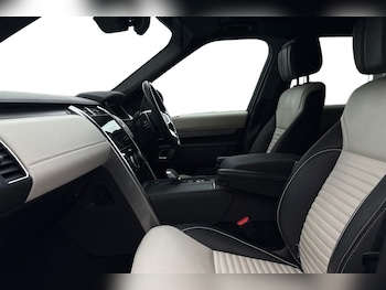 Used Land Rover Discovery 2023 for sale - 79082607: Photo