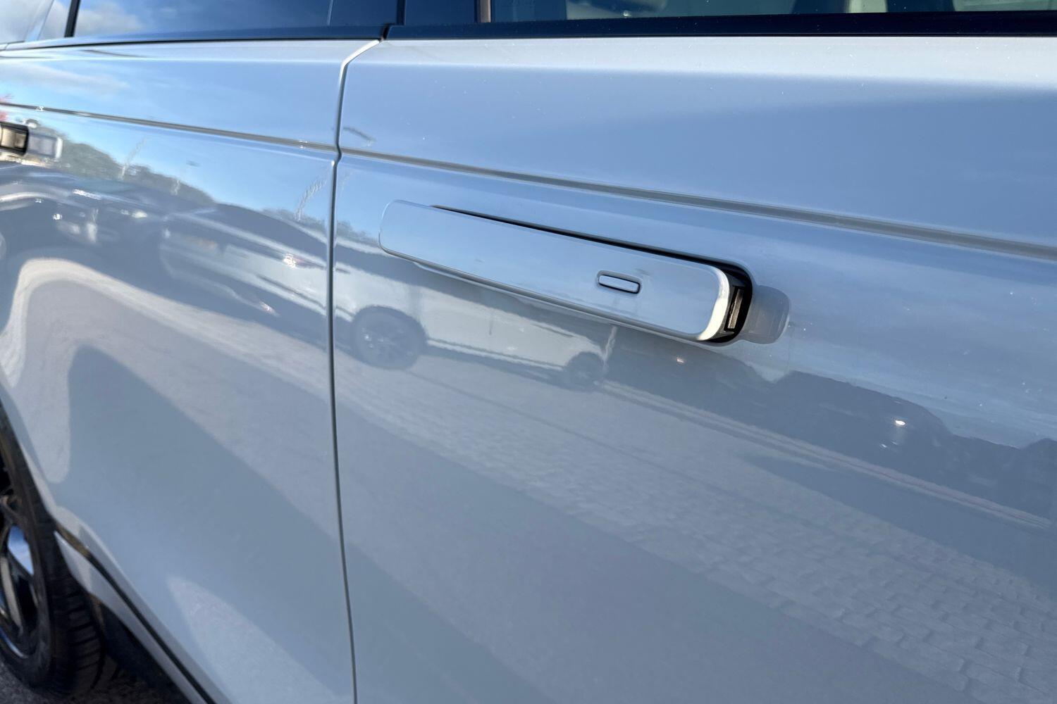 Used Land Rover Range Rover Velar 2025 for sale - 76416625: Photo 21