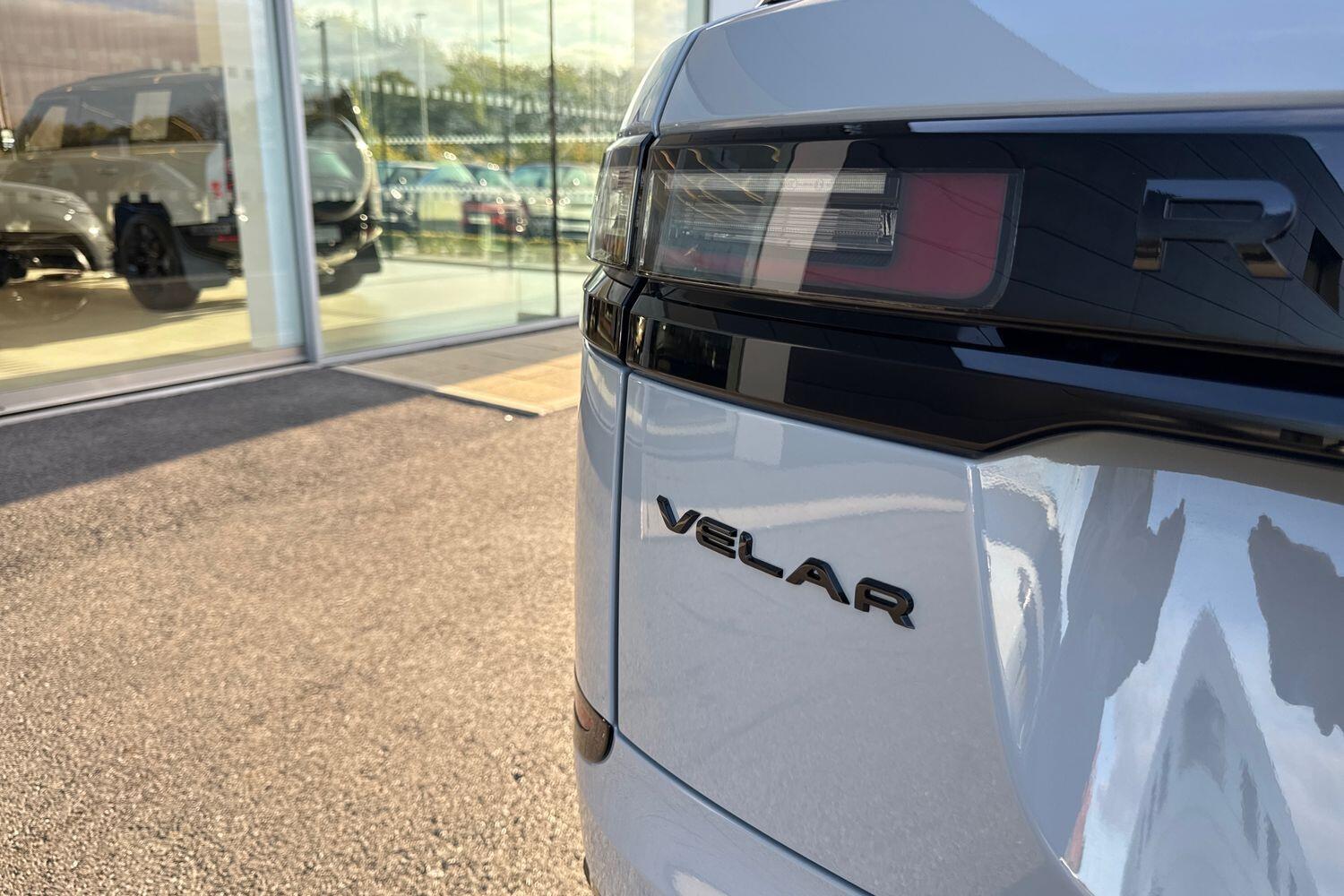 Used Land Rover Range Rover Velar 2025 for sale - 76416625: Photo 22