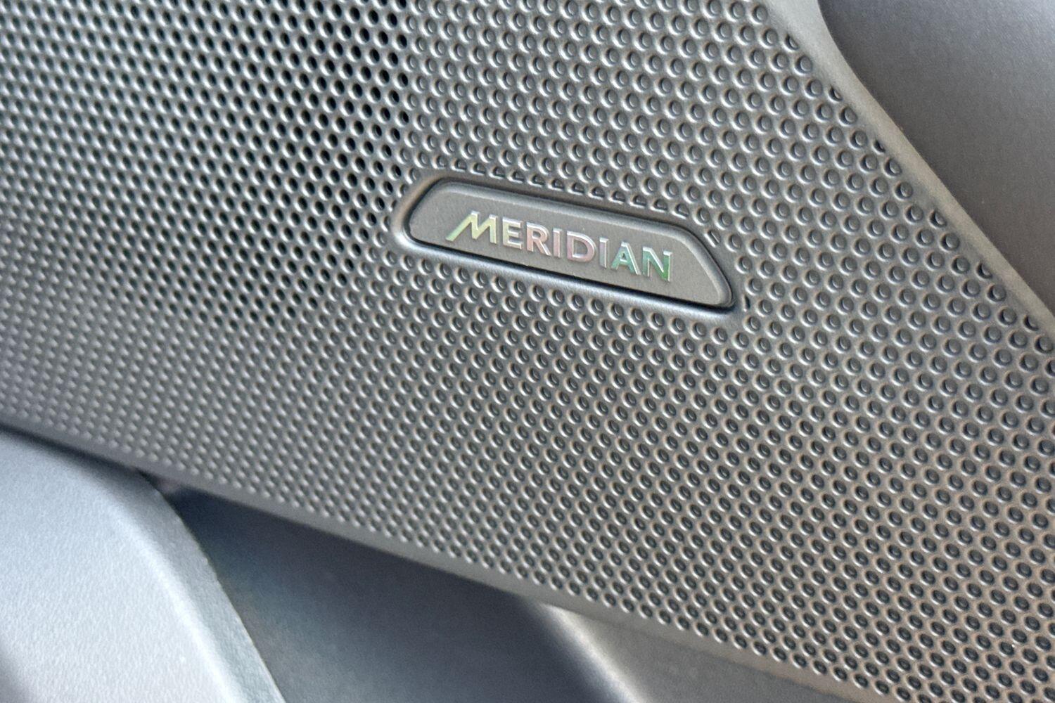 Used Land Rover Range Rover Velar 2025 for sale - 76416625: Photo 32