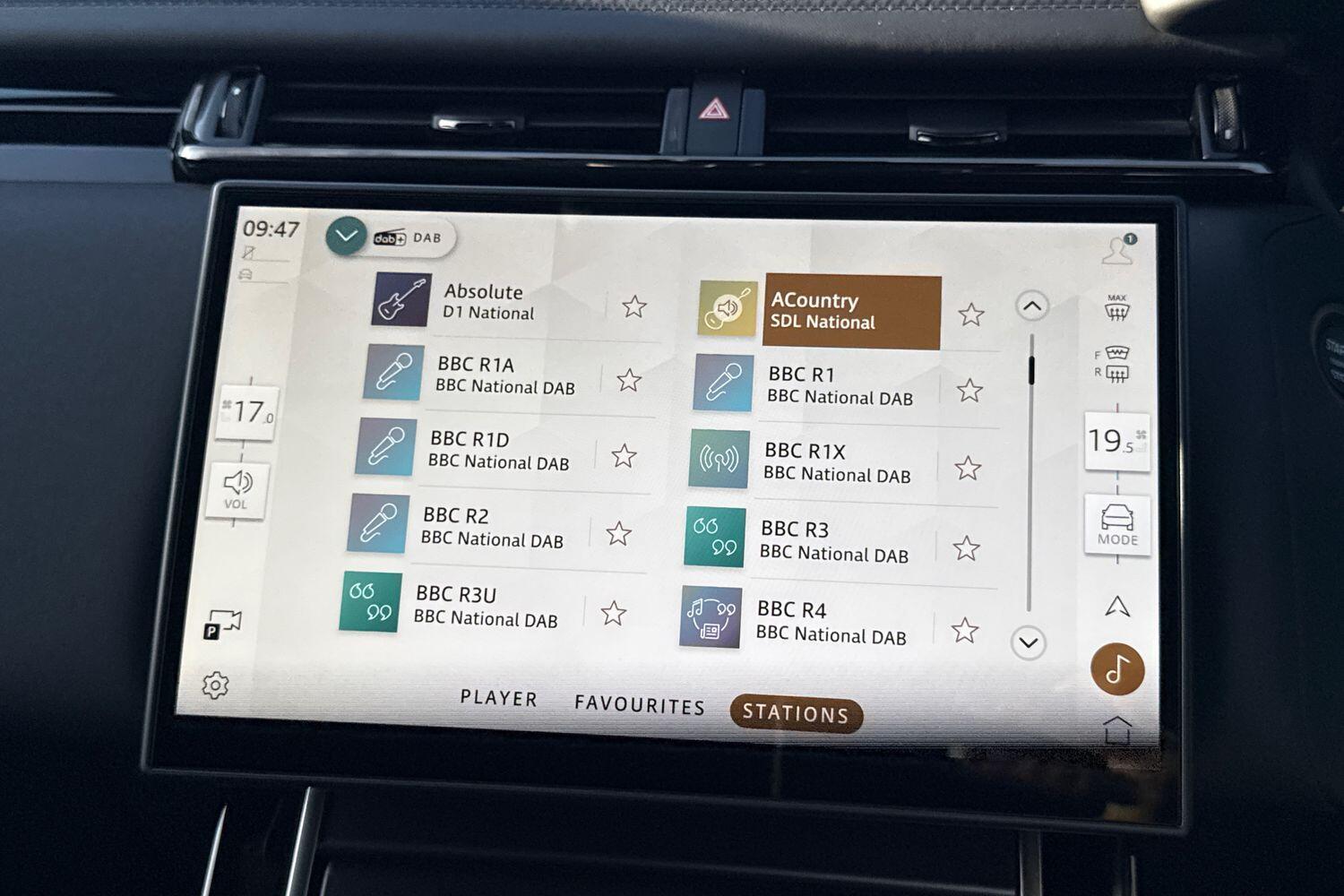 Used Land Rover Range Rover Velar 2025 for sale - 76416625: Photo 37