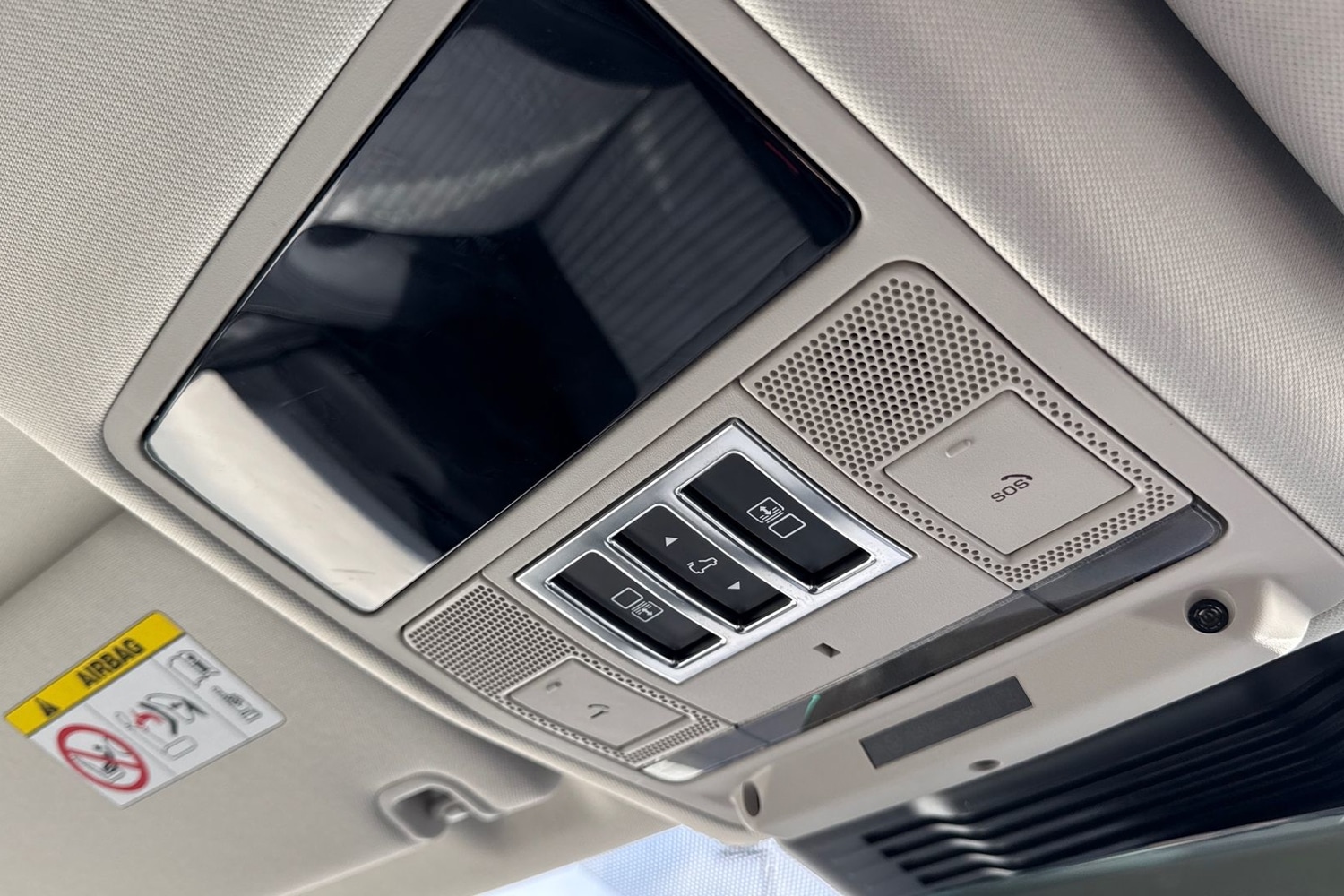 Used Land Rover Discovery 2025 for sale - 76902562: Photo 24