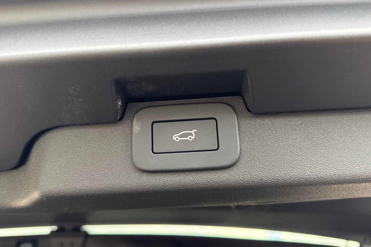 Used Land Rover Discovery 2025 for sale - 76902562: Photo 31