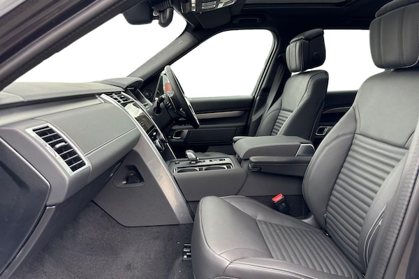Used Land Rover Discovery 2025 for sale - 75786303: Photo 3