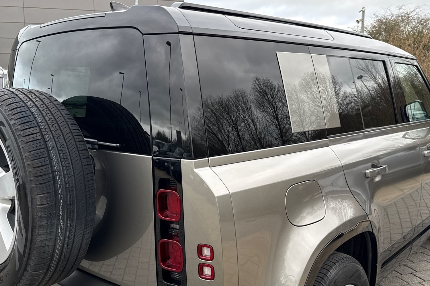 Used Land Rover Defender 110 2025 for sale - 77620559: Photo 38