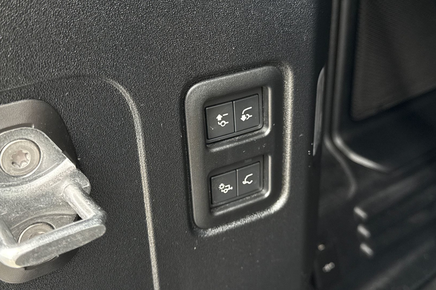 Used Land Rover Defender 110 2025 for sale - 77620559: Photo 40