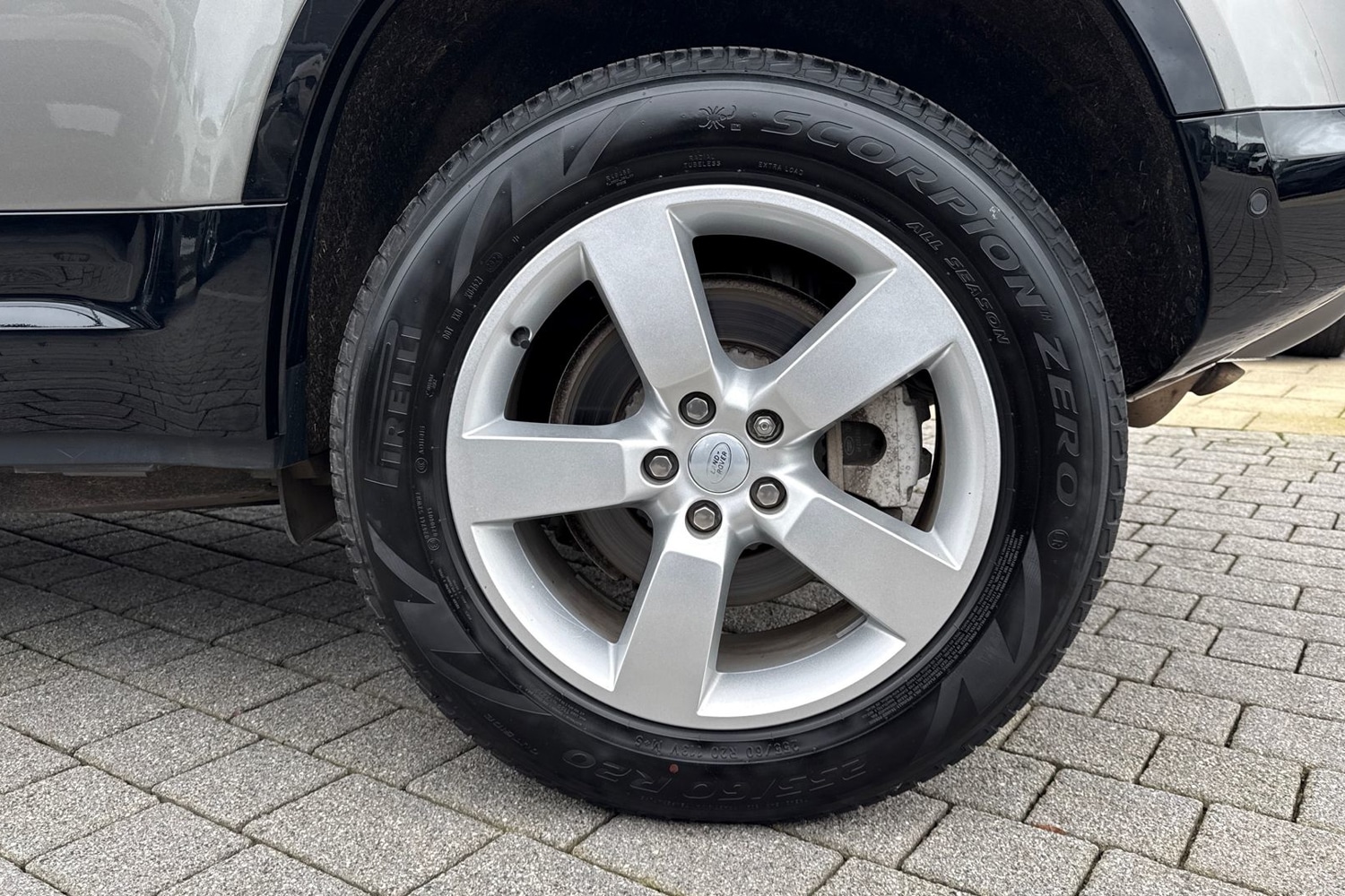 Used Land Rover Defender 110 2025 for sale - 77620559: Photo 41