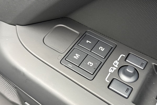 Used Land Rover Defender 110 2025 for sale - 76249209: Photo 36