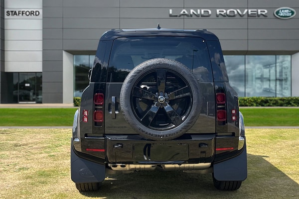 Used Land Rover Defender 110 2025 for sale - 75524924: Photo 6