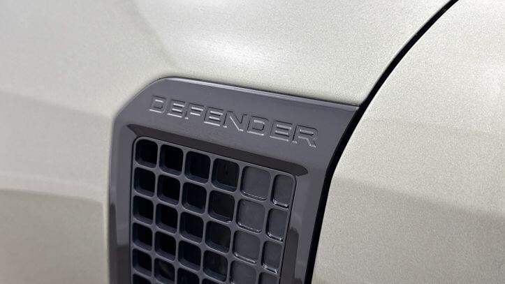 Used Land Rover Defender 110 2023 for sale - 77287067: Photo 20