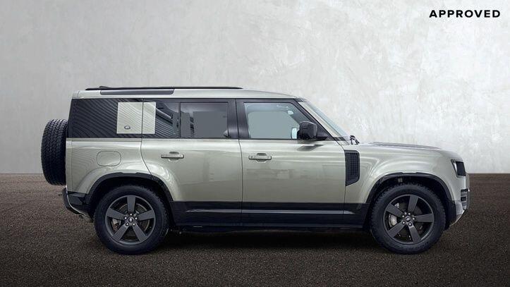 Used Land Rover Defender 110 2023 for sale - 77287067: Photo 6