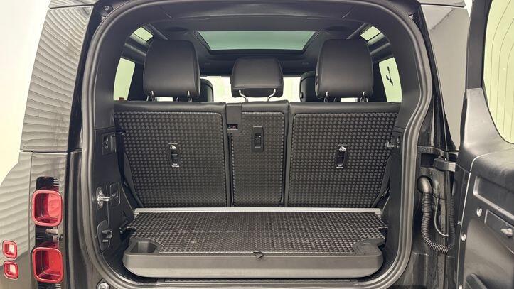 Used Land Rover Defender 2024 for sale - 77692276: Photo 10