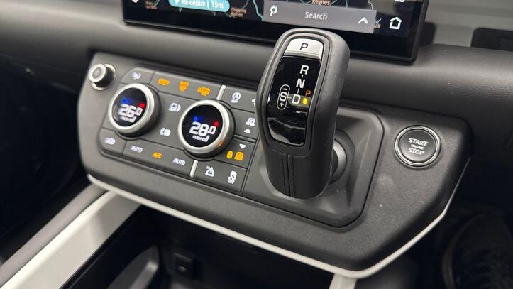 Used Land Rover Defender 2024 for sale - 77692276: Photo 13