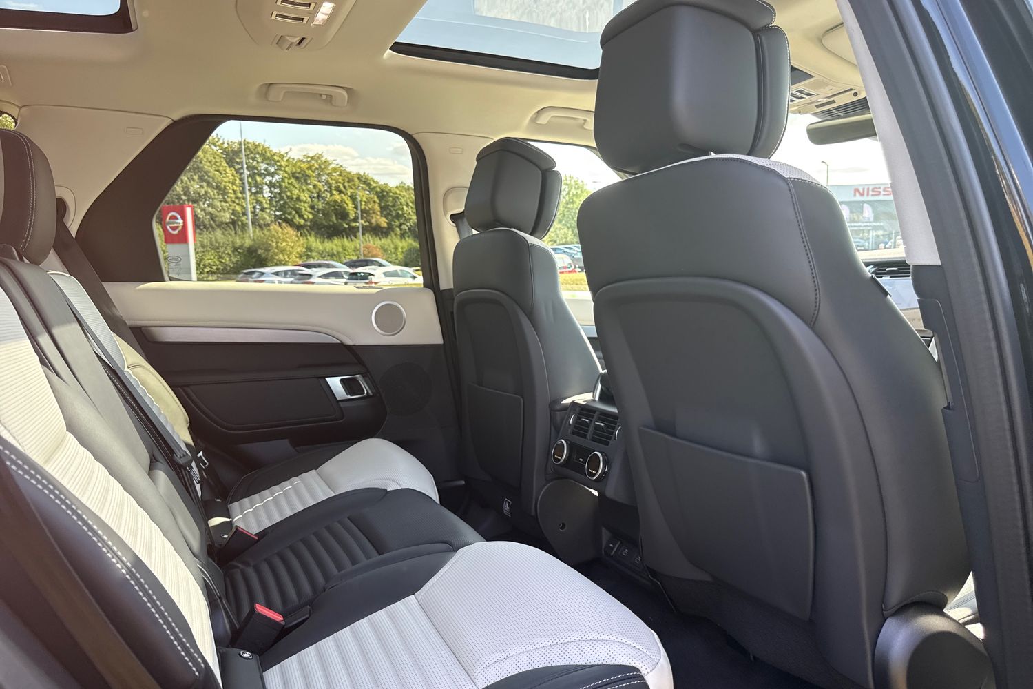 Used Land Rover Discovery 2026 for sale - 77779794: Photo 27