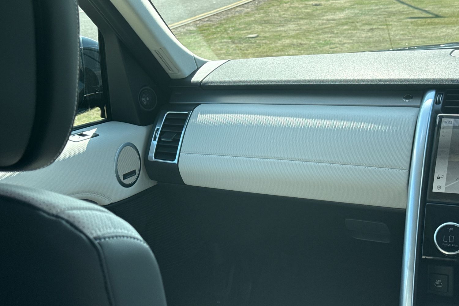 Used Land Rover Discovery 2026 for sale - 77779794: Photo 29