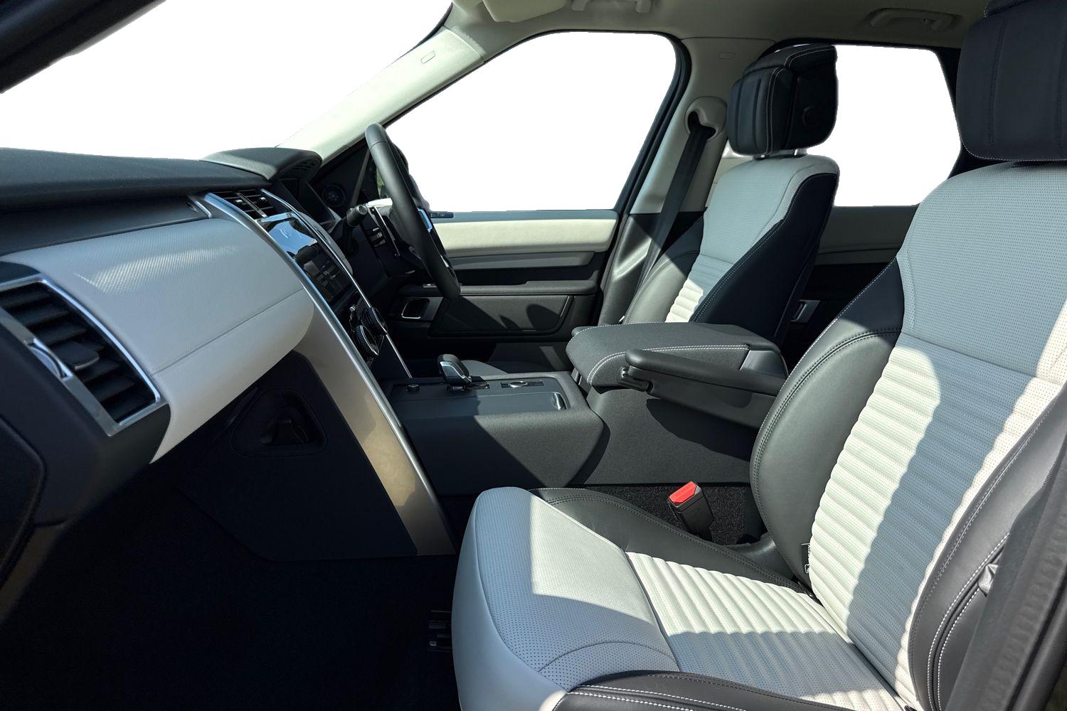 Used Land Rover Discovery 2026 for sale - 77779794: Photo 3