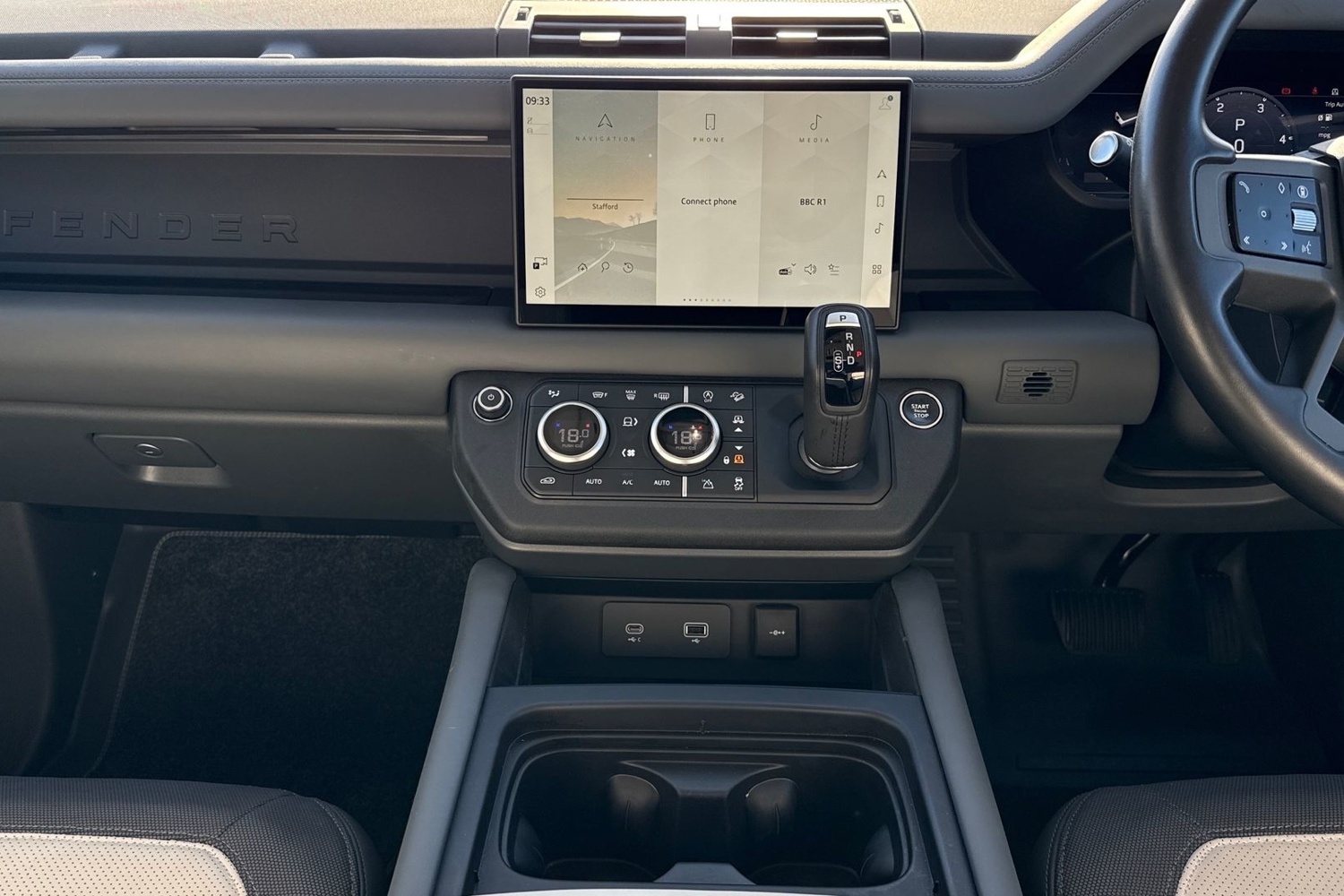 Used Land Rover Defender 110 2024 for sale - 76065310: Photo 15