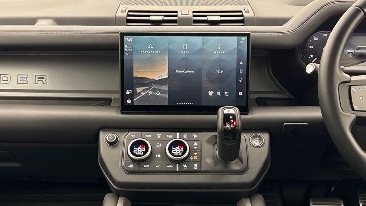 Used Land Rover Defender 2025 for sale - 77368572: Photo 14