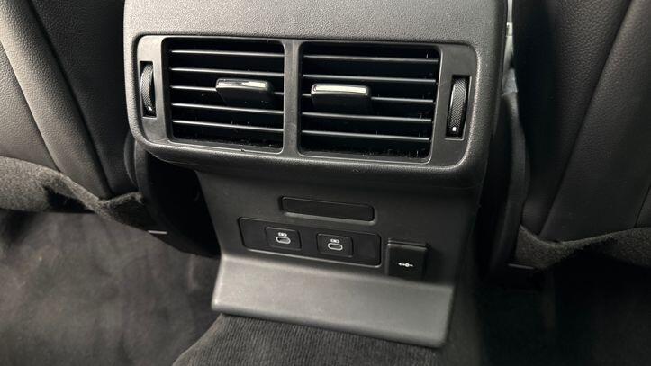 Used Land Rover Range Rover Velar 2023 for sale - 77692207: Photo 18