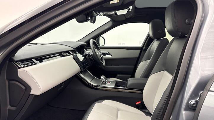 Used Land Rover Range Rover Velar 2023 for sale - 77692207: Photo 3