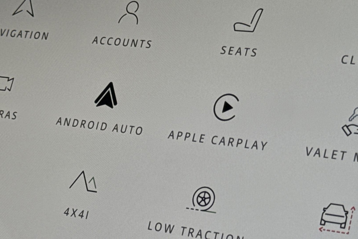 Used Land Rover Range Rover Velar 2025 for sale - 76934286: Photo 34