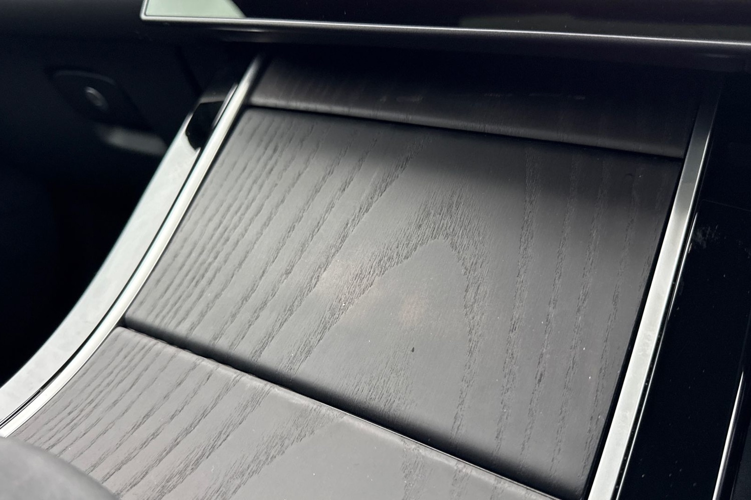 Used Land Rover Range Rover Velar 2025 for sale - 76934286: Photo 43