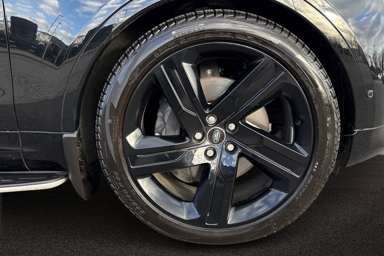 Used Land Rover Discovery 2025 for sale - 77051514: Photo 8