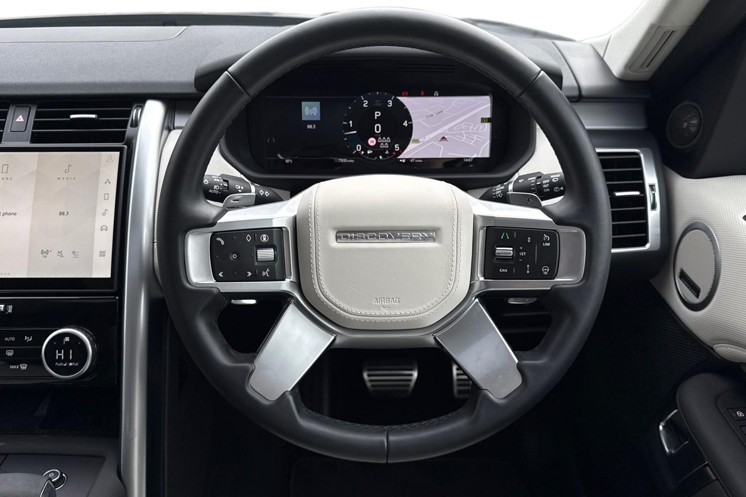 Used Land Rover Discovery 2025 for sale - 77747702: Photo 15