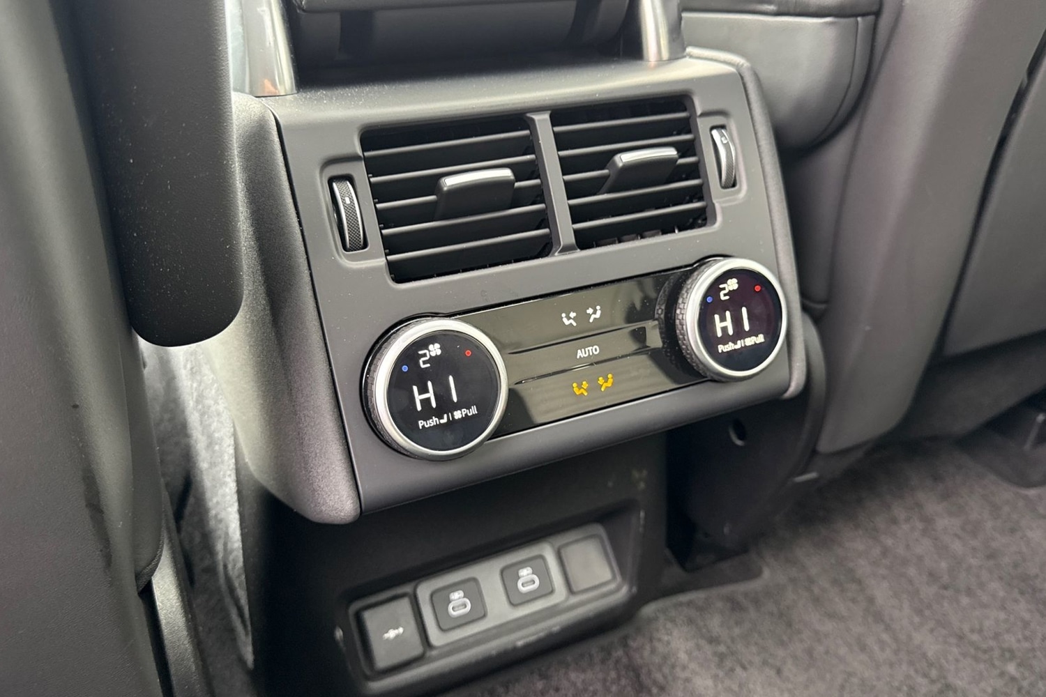 Used Land Rover Discovery 2025 for sale - 77747702: Photo 18