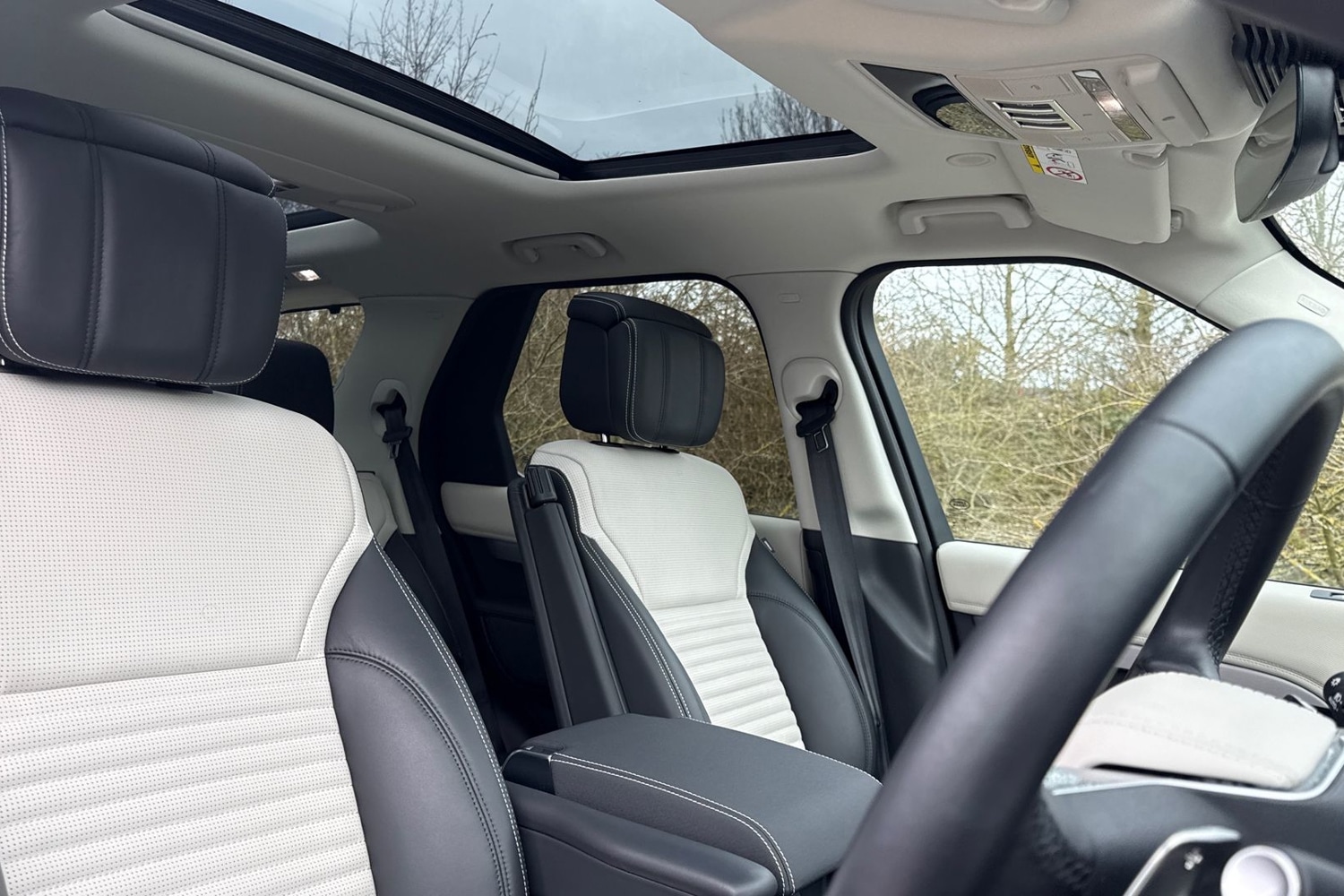 Used Land Rover Discovery 2025 for sale - 77747702: Photo 21