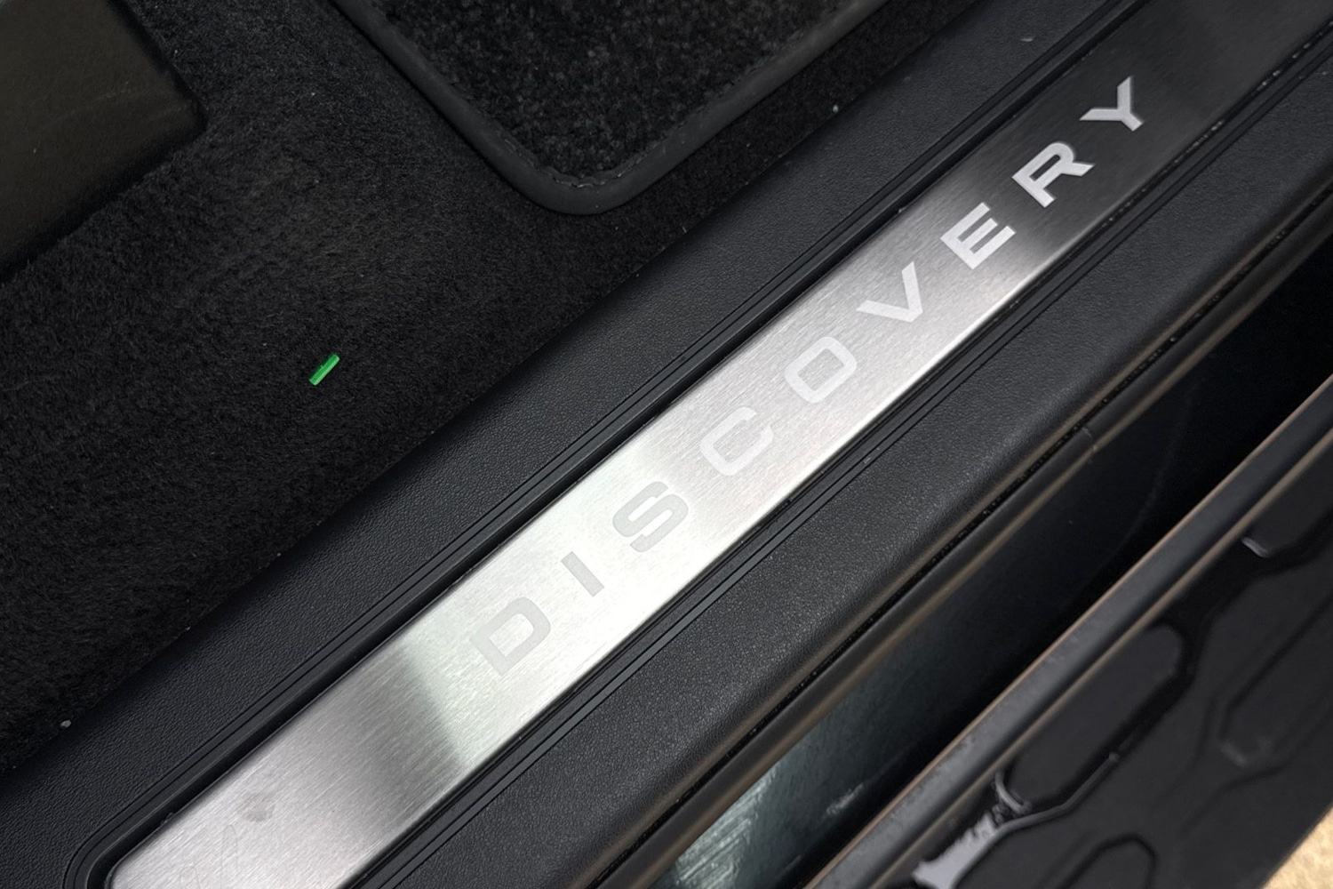 Used Land Rover Discovery 2025 for sale - 77747702: Photo 32