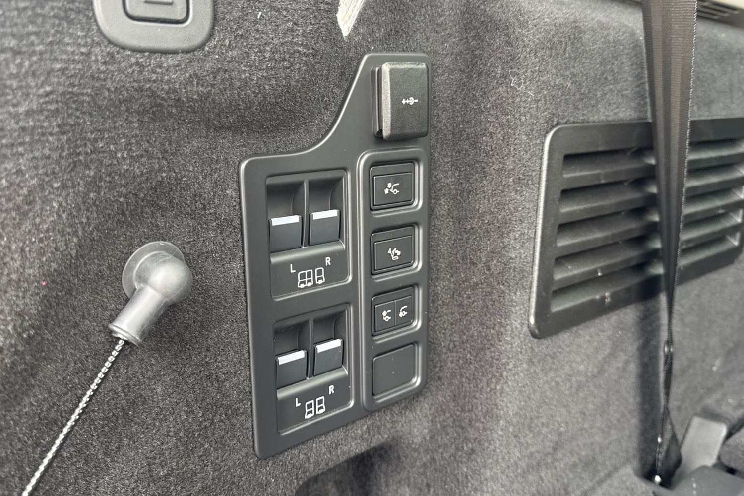 Used Land Rover Discovery 2025 for sale - 77747702: Photo 36