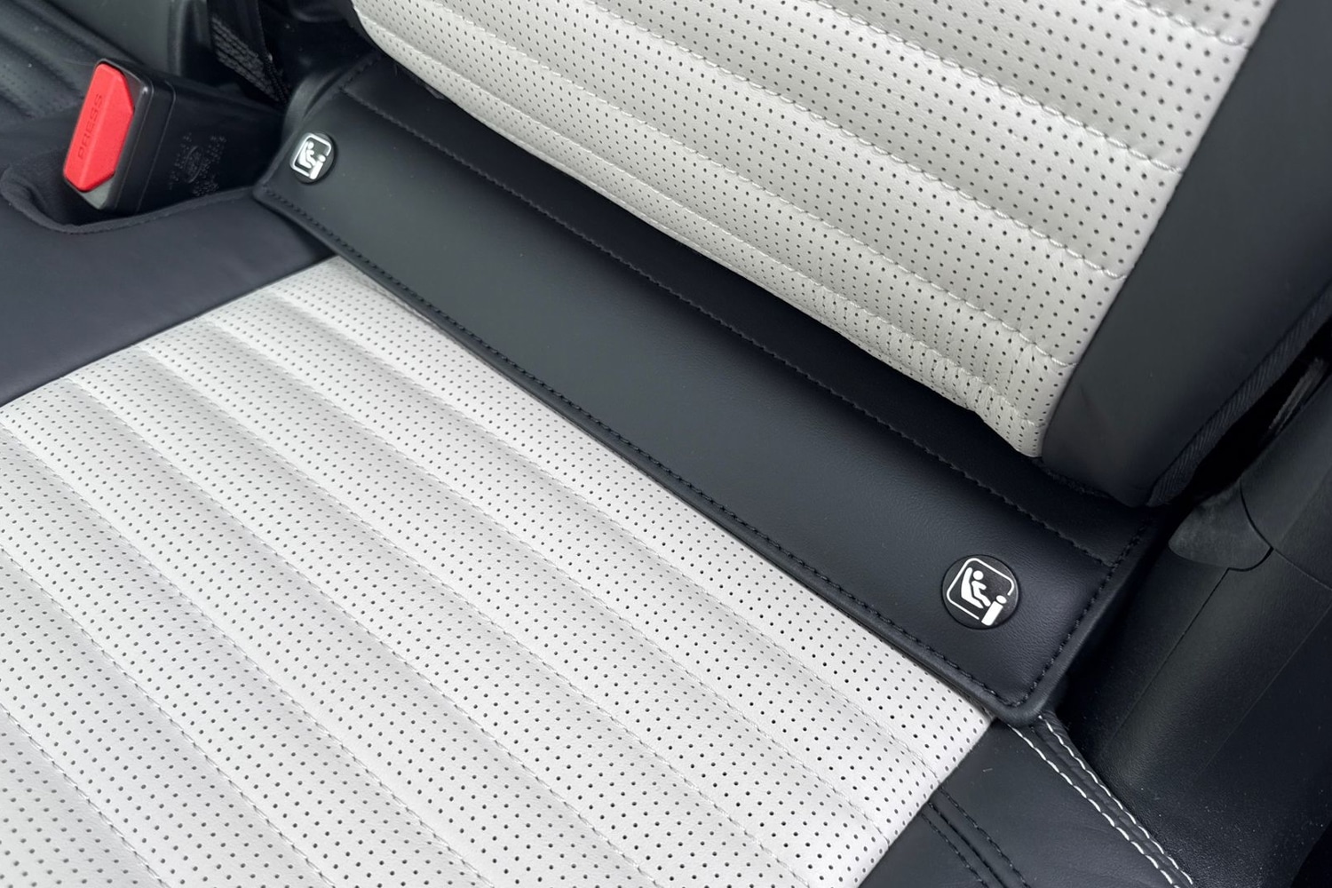 Used Land Rover Discovery 2025 for sale - 77747702: Photo 40