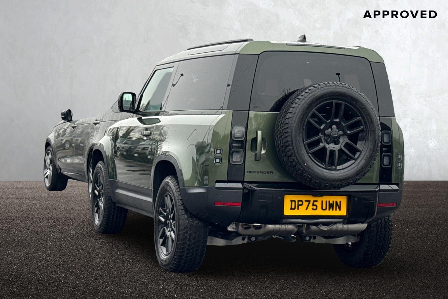 Used Land Rover Defender 90 2026 for sale - 77382785: Photo 2